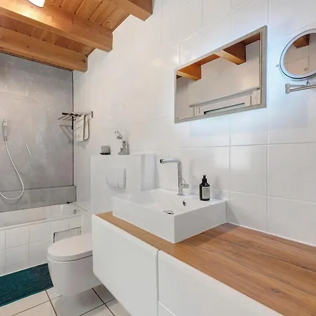 Casa Karin Mit Sauna アパート